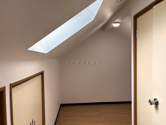 サービスルーム