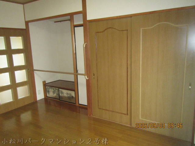 6帖洋室収納